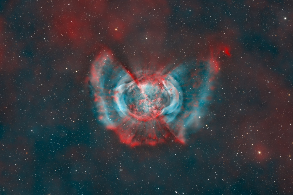 M27 - The Dumbbell Nebula
